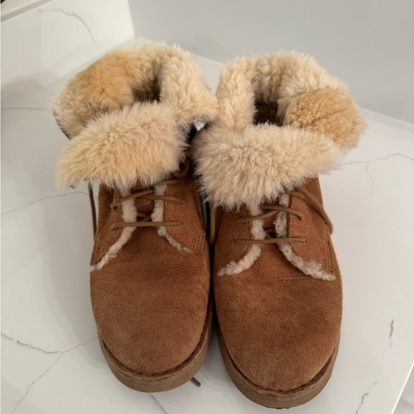 UGG Women's Quincy Boots Size 7 - Picture 8 of 13